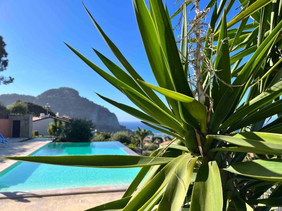 Cefalhome - Magara Cefalu Bagian luar foto