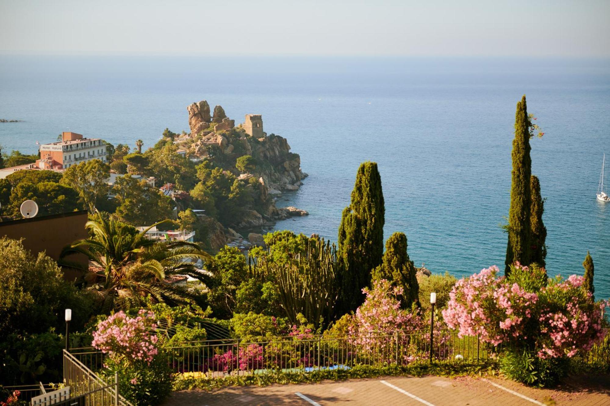 Cefalhome - Magara Cefalu Bagian luar foto
